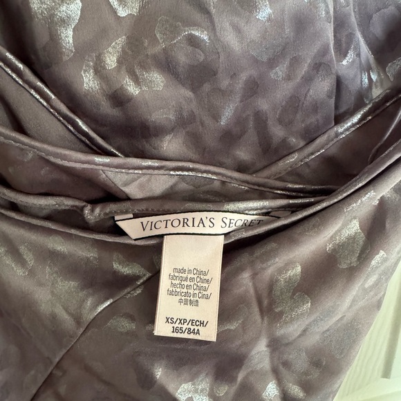 Victoria’s Secret Purple Leopard Print Sleepwear Set - Picture 4 of 4